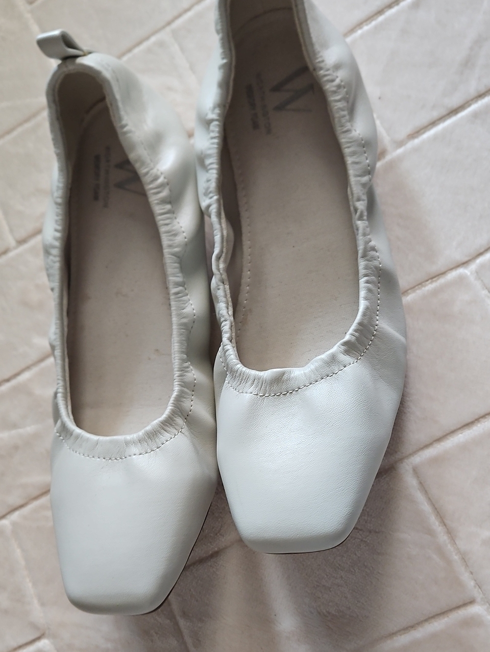Worthington Women's Square-Toe Ballet Flats in Light Gray